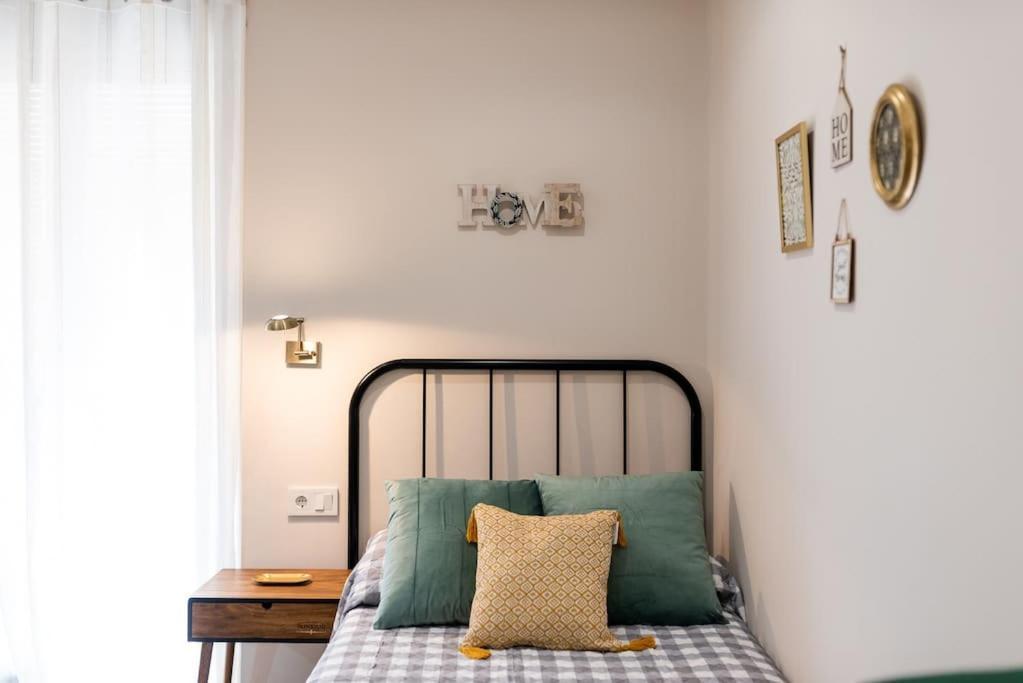 Apartament Emblematic In The Realejo