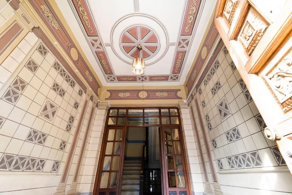 Apartament Emblematic In The Realejo